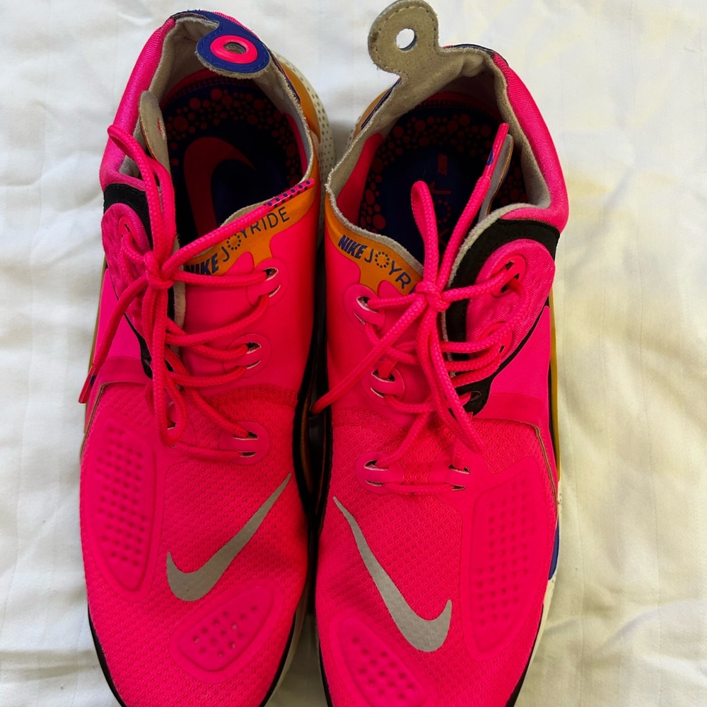 Nike Joyride athletic sneakers in men’s size 9.5.